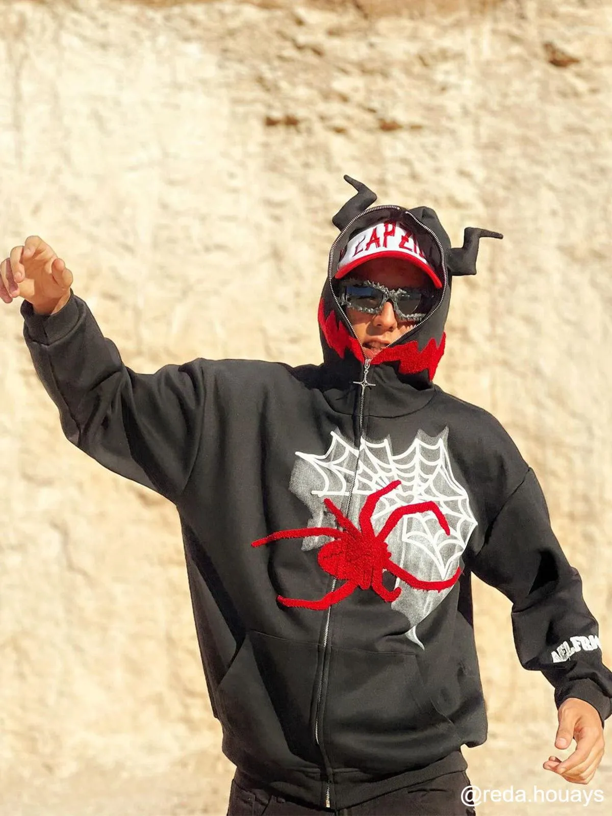 Aelfric Eden Horn Design Flocking Spider Zip Up Hoodie
