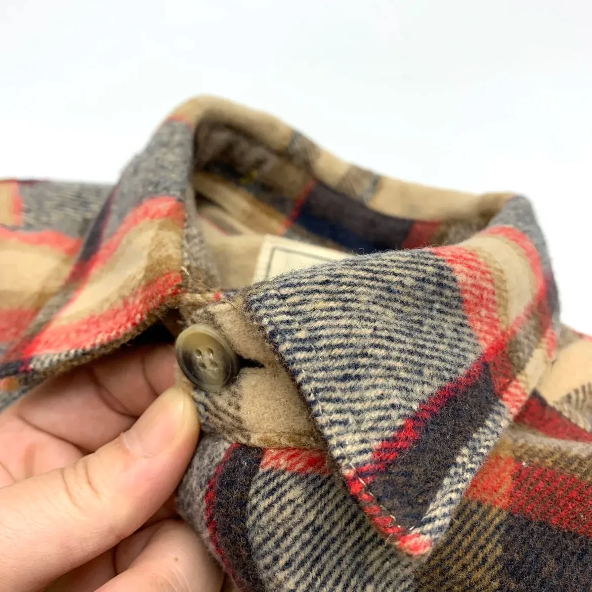 Aidase American Vintage Autumn Winter Brushed Warm Check Shirts for Men Heavyweight Thick Thermal Plaid Casual Woolen Workwear Coats
