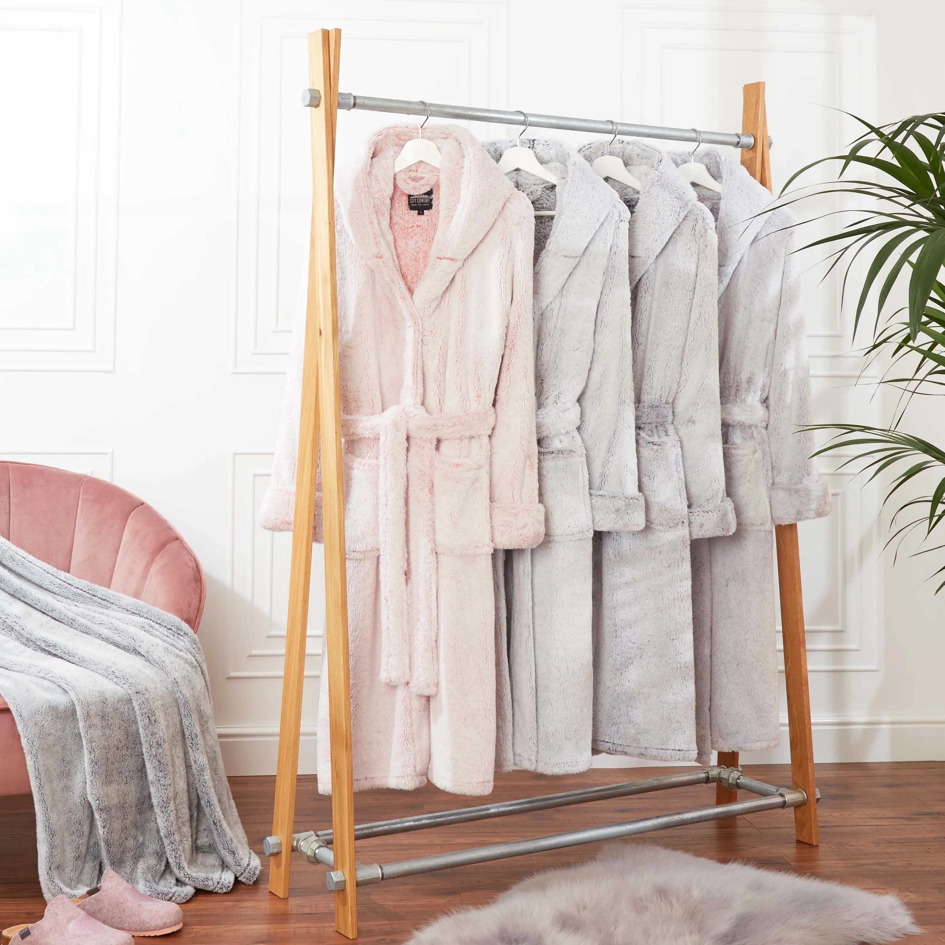 CityComfort Dressing Gown Women with Hood - Luxurious Fluffy Ladies Dressing Gown in Super Soft Fleece