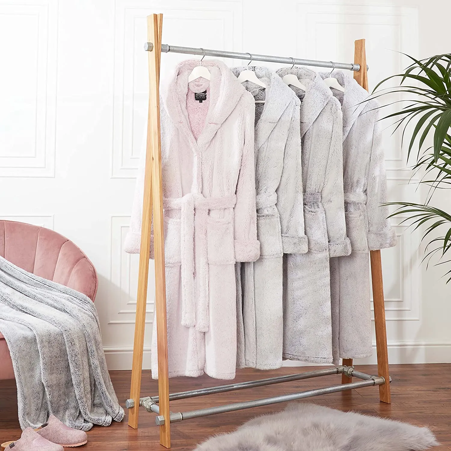 CityComfort Dressing Gown Women with Hood - Luxurious Fluffy Ladies Dressing Gown in Super Soft Fleece