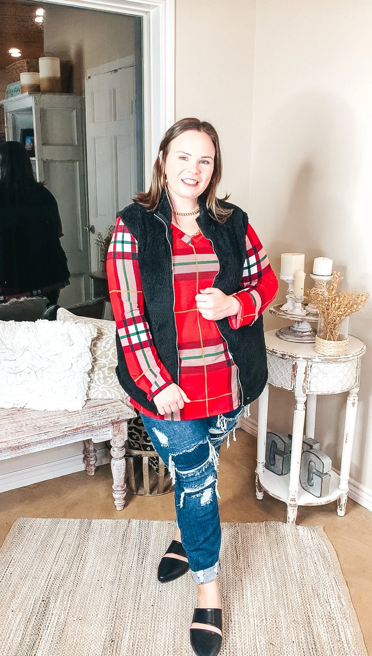 Last Chance Size Small, Large & XL | Up North Zip Up Wubby Vest with Pockets in Black