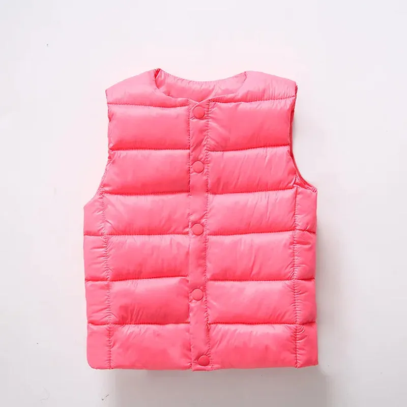 "Cozy and Stylish Baby Vest: Keep Your Little Ones Warm in Autumn and Winter with Our Trendy Outerwear Coats for Boys and Girls - Infant Cotton down Sleeveless Jacket for Ultimate Comfort"
