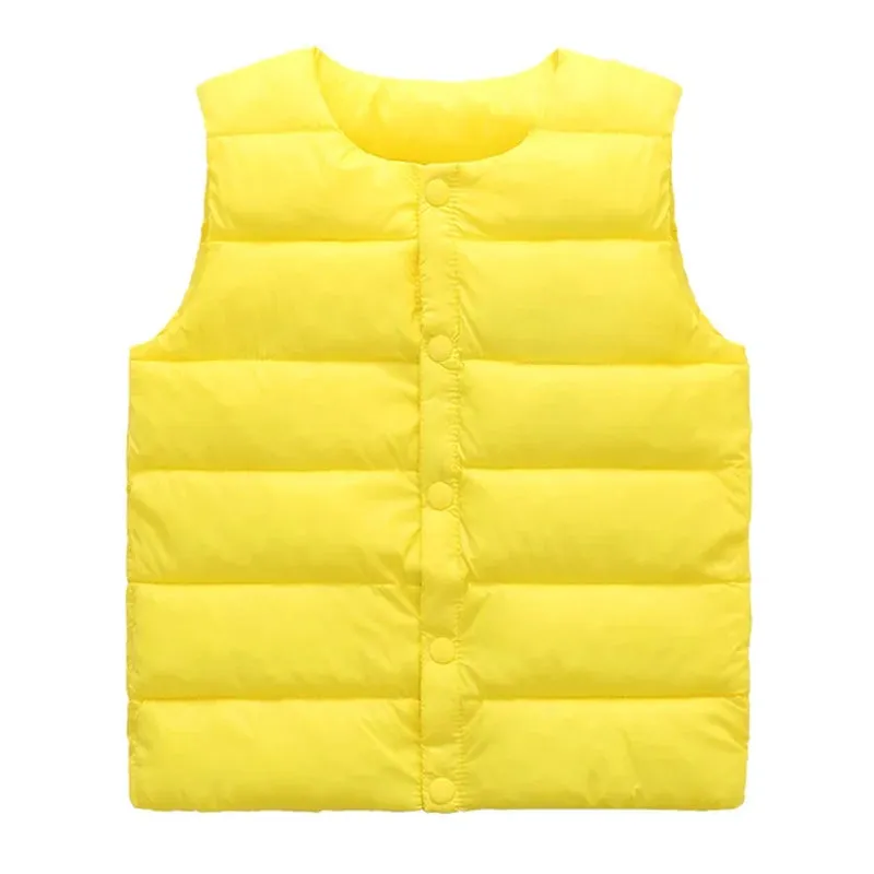 "Cozy and Stylish Baby Vest: Keep Your Little Ones Warm in Autumn and Winter with Our Trendy Outerwear Coats for Boys and Girls - Infant Cotton down Sleeveless Jacket for Ultimate Comfort"