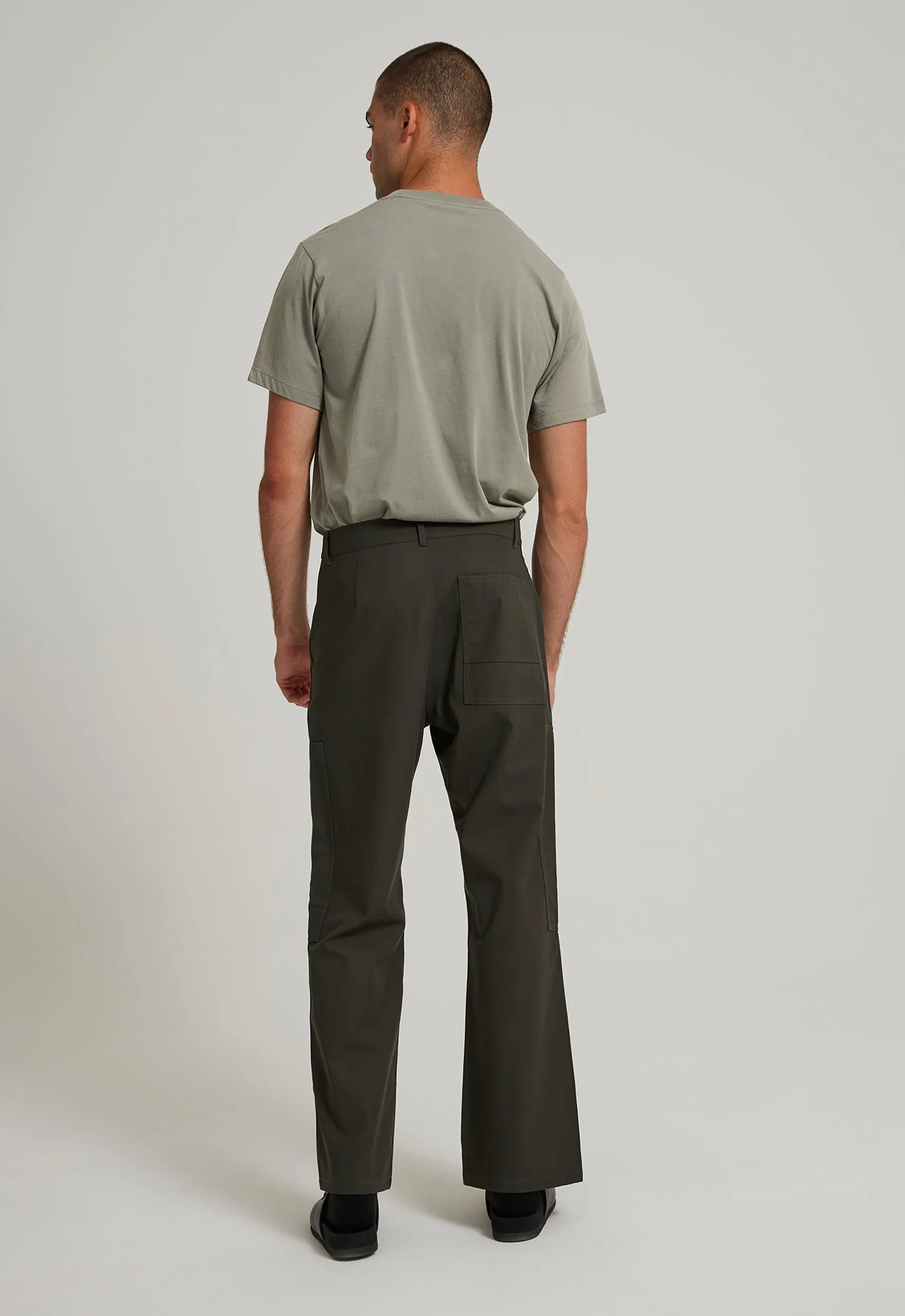 Richard Cotton Pant in Charcoal